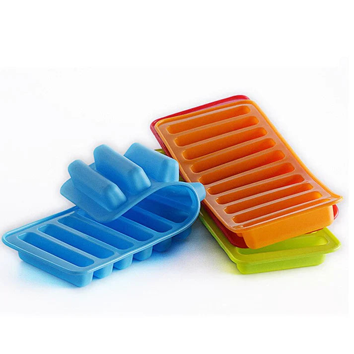 BPA-free silicone ice tray mold showcasing its non-stick, easy-twist design for effortless ice removal.