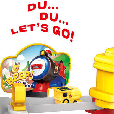 Spray Steam Train Station Playset