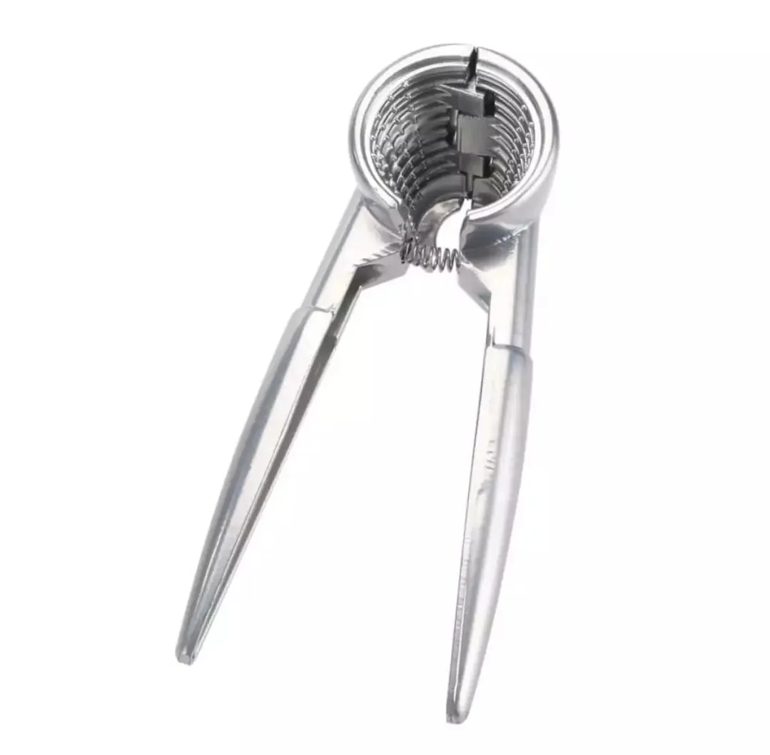 Nut cracker